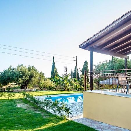 Villa Irida Afrato Bagian luar foto